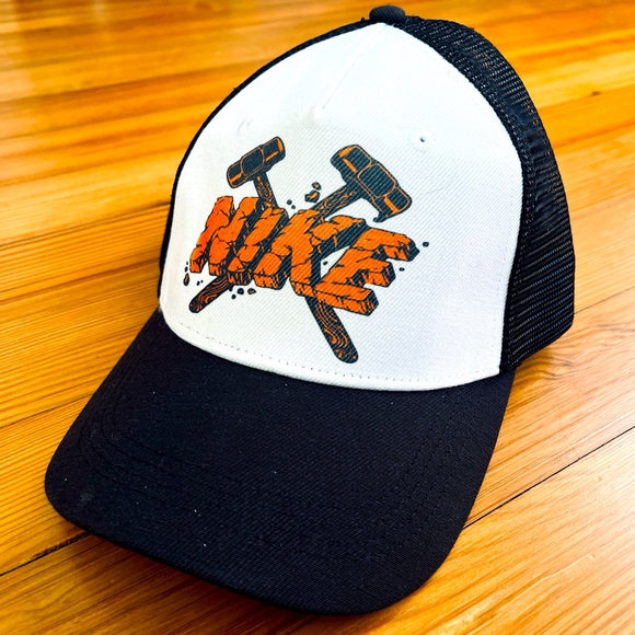 Black and white Nike Hammers baseball cap - Picture 2 of 3